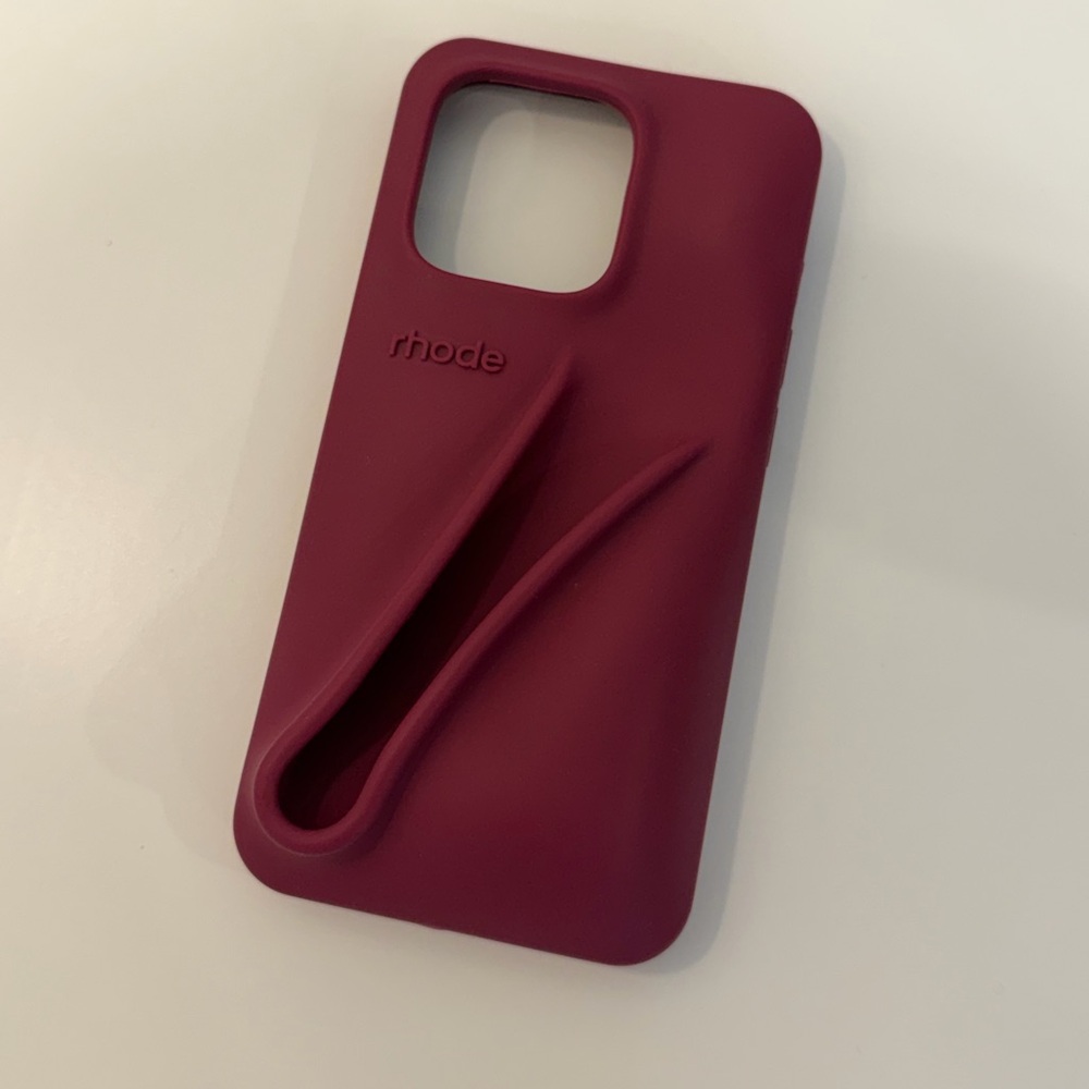 rhode iPhone 14 Pro Raspberry Jelly Lip Case